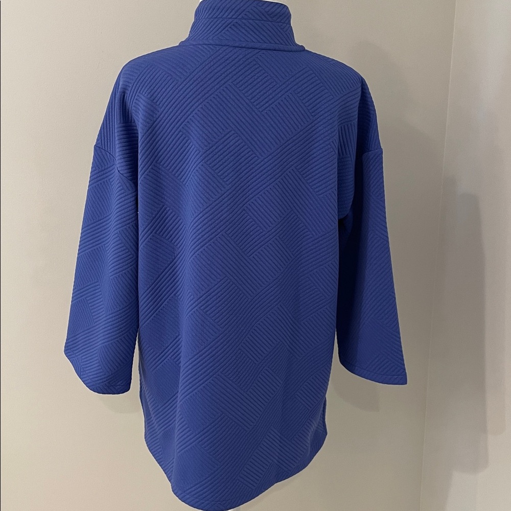 T by Talbot’s Blue Pullover Top - Picture 4 of 9